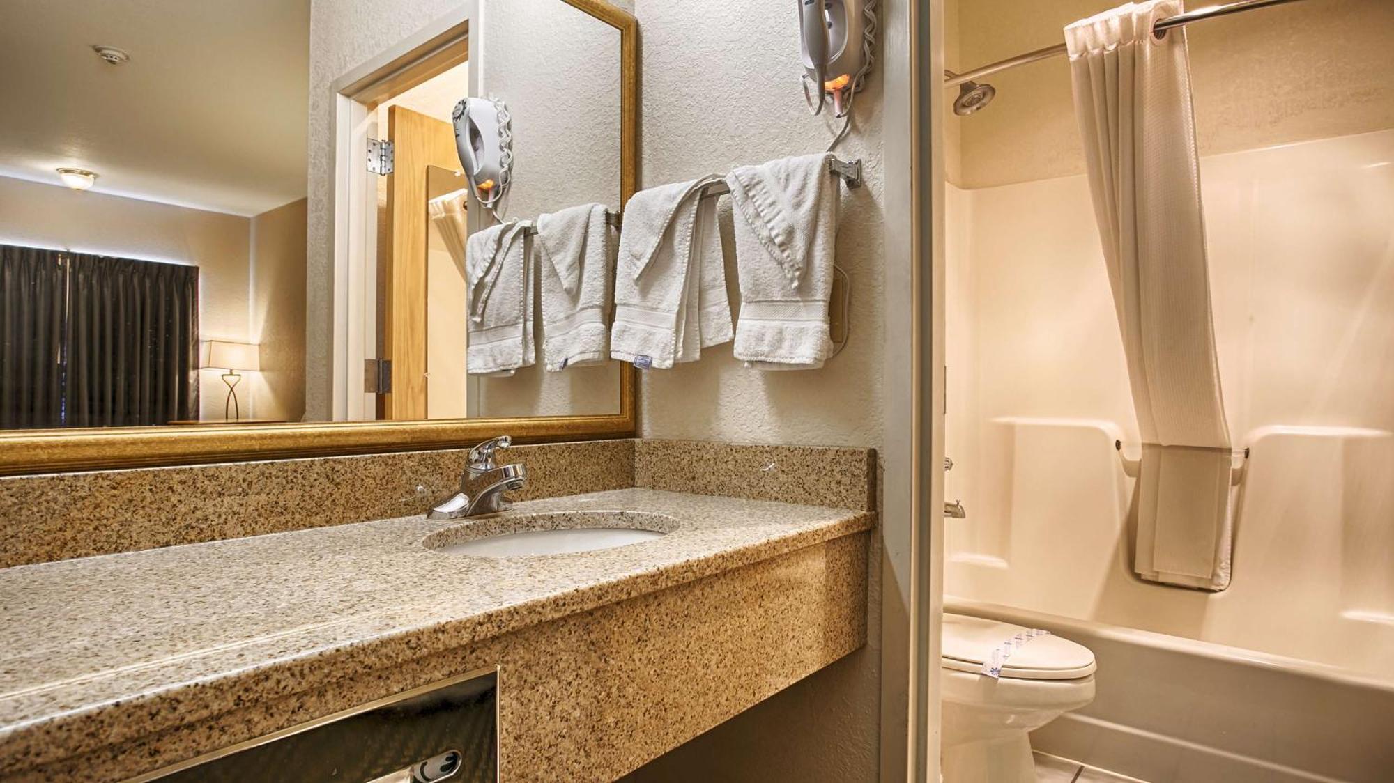 Surestay Hotel By Best Western Ottawa Exteriör bild